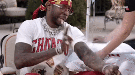 giphy-2.gif giphy-2.gif