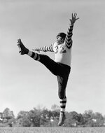 1930s-football-kicker-in-uniform-vintage-images.jpg